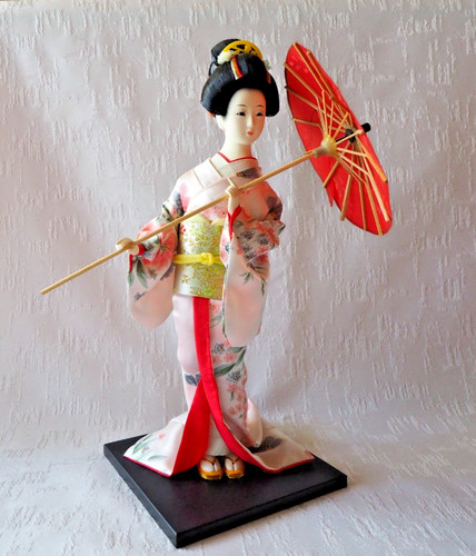 Geisha mit schirm figur - -,