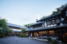 Shiho-hanaike Blumenvase aus